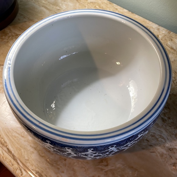 Large chinoiserie ceramic planter. - Picture 2 of 4